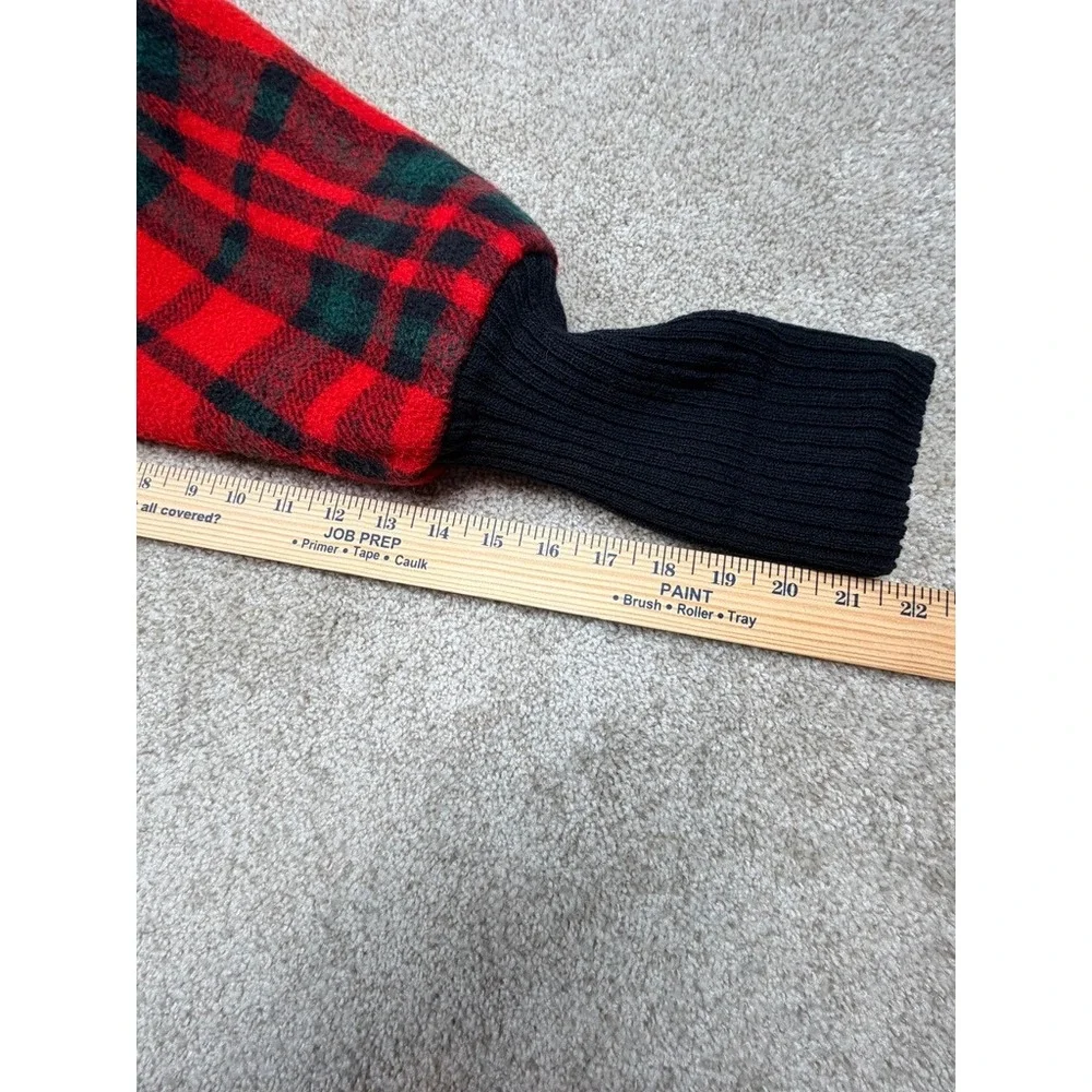 Ms New Yorker Vintage Hooded Plaid Coat Red Green Tartan Button Front Rib Cuffs